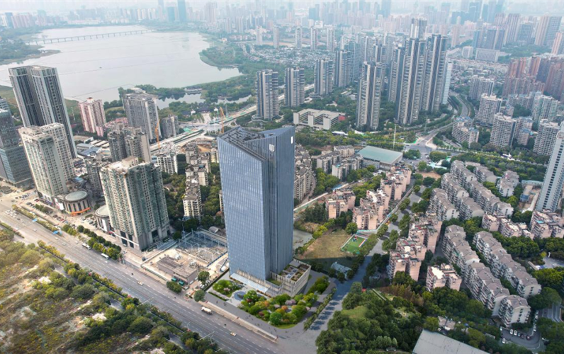 武漢首個！成都中建材碲化鎘發(fā)電玻璃助力湖北聯(lián)投總部大廈實現(xiàn)三星綠建標準